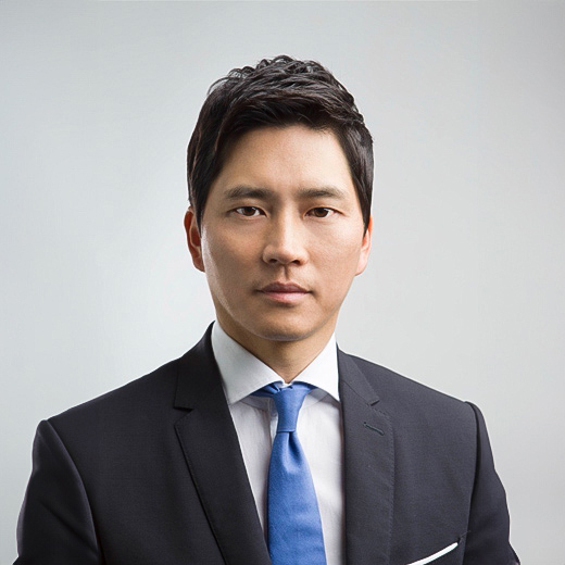 Headshot of Senior Partner in Lunate’s fund investments and partnerships team, Joseph Cha
