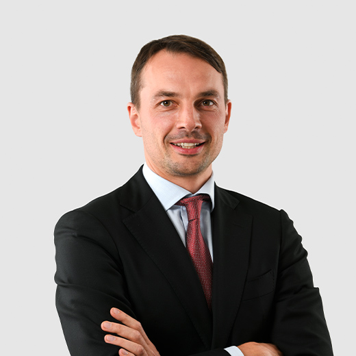 Headshot of Director in Lunate’s private equity team, Alexander Zhuravlev