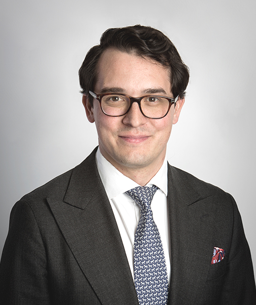 Headshot of Director in Lunate's private equity team, Oliver Butler